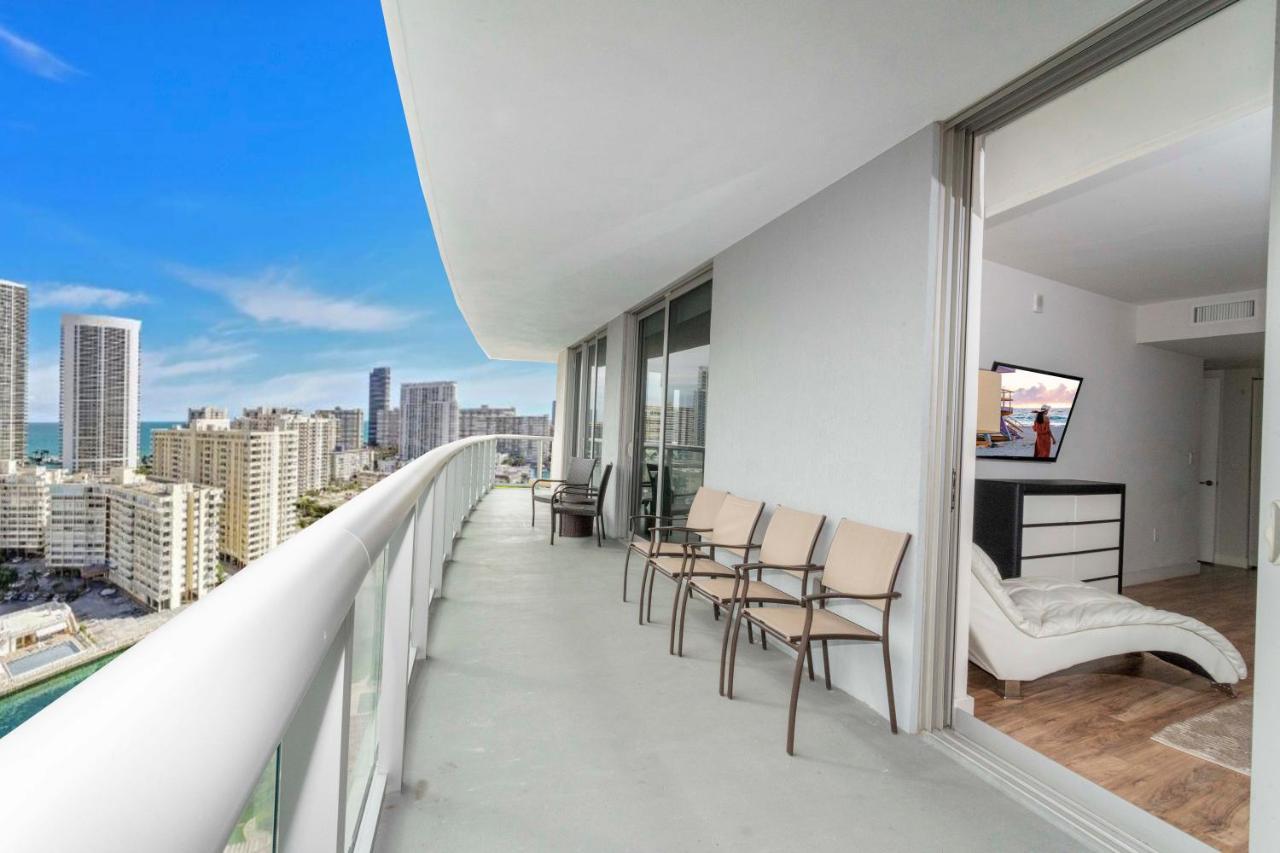 Breathless 3 Bedroom Private Rooftop Apt 1101 Hallandale Beach Exterior photo