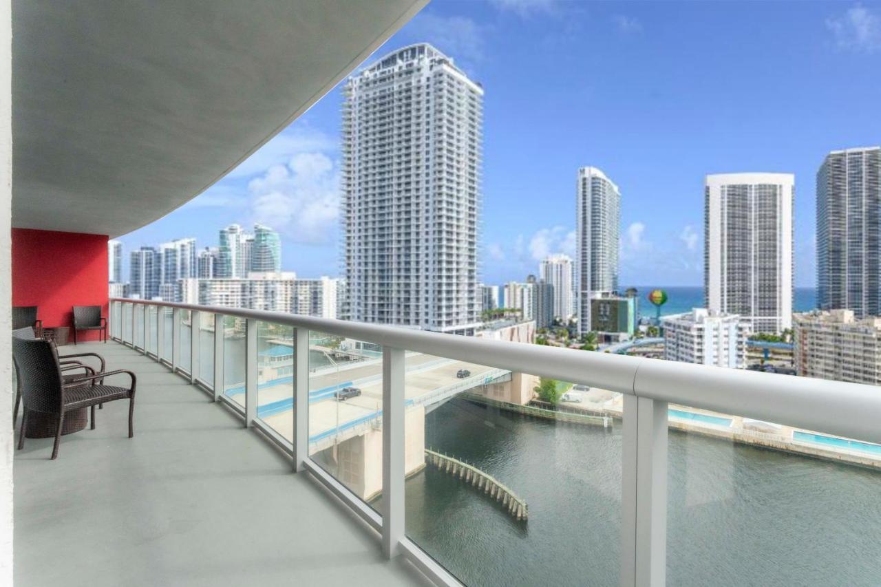 Breathless 3 Bedroom Private Rooftop Apt 1101 Hallandale Beach Exterior photo